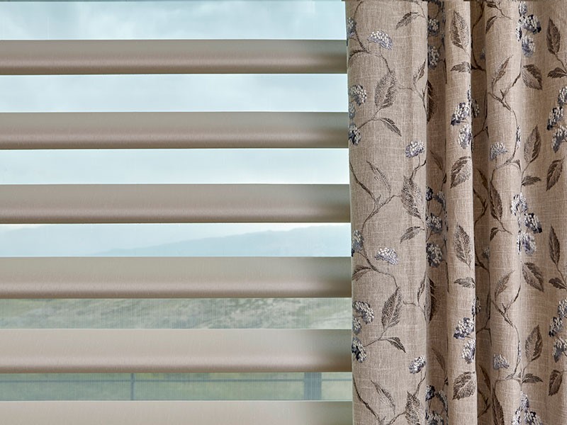 Hunter Douglas Dealer Image